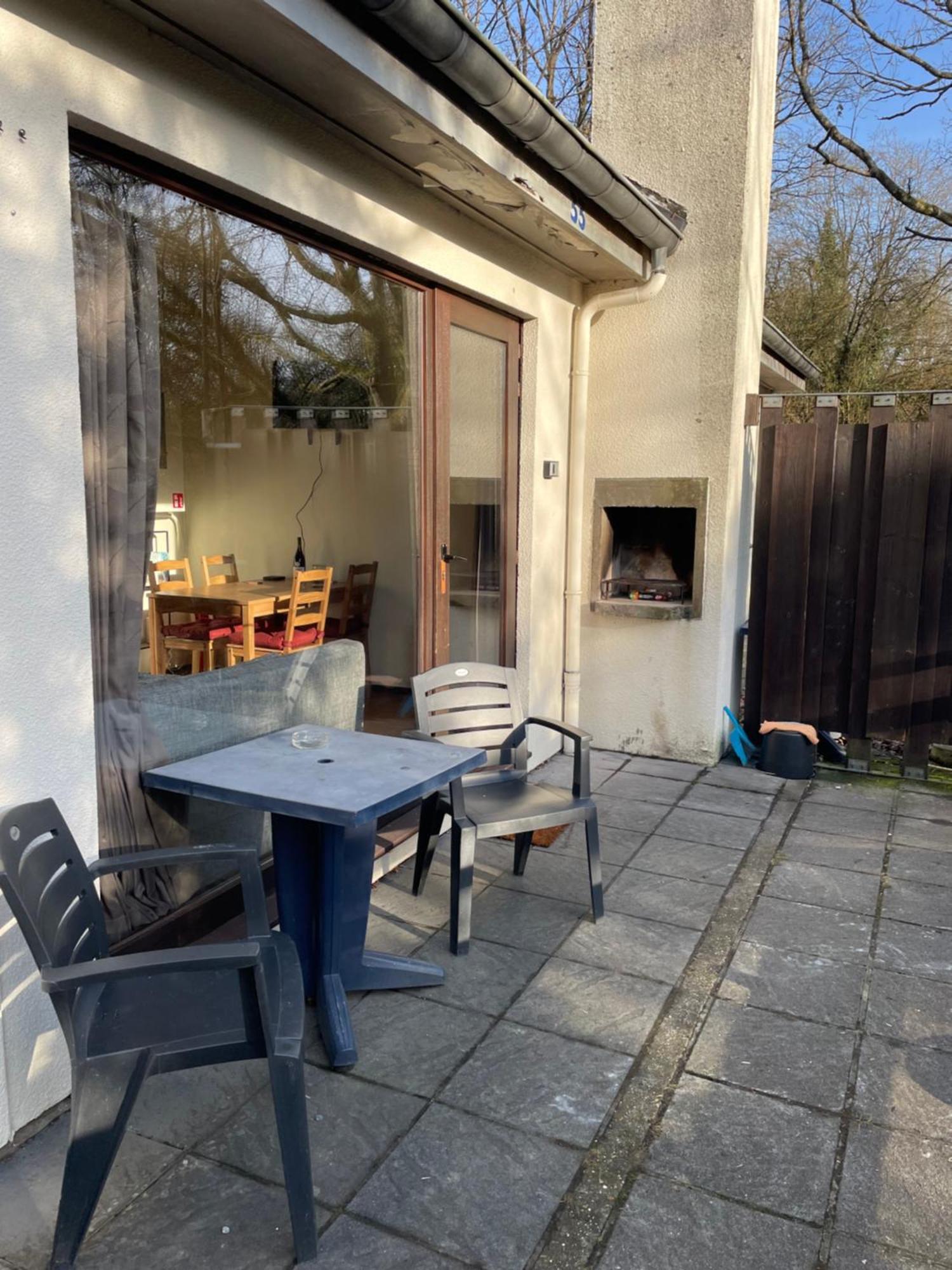 Mooie Bungalow In De Prachtige Natuur Hastiere-par-dela Bagian luar foto